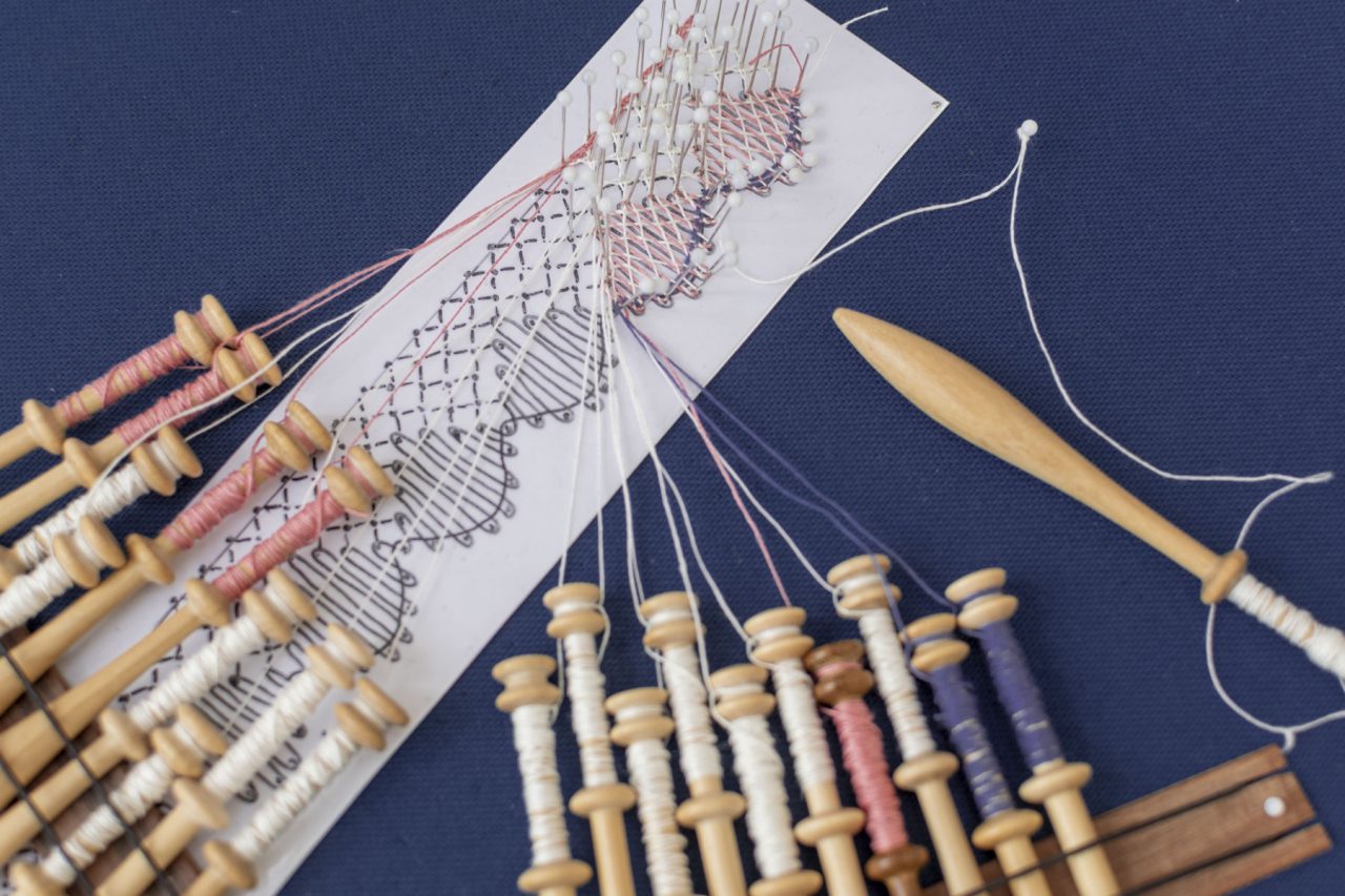 Fabriquer Un Carreau Pour Dentelle Aux Fuseaux 6 choses que vous ne saviez (sûrement) pas sur la dentelle au fuseau